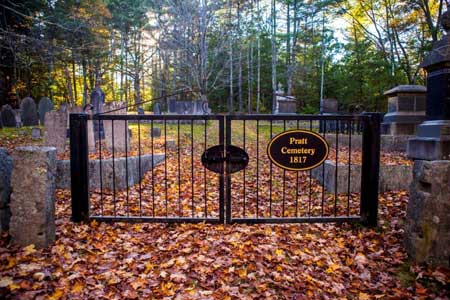 Pratt Cemetery Gate, Mason, NH